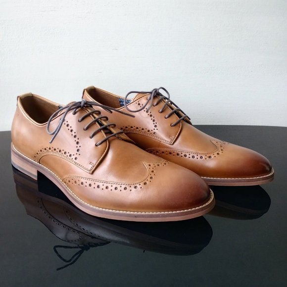 Johnston & Murphy Men's Haywood Wingtip Oxford in Nice Tan FG Leather - Picture 2 of 14